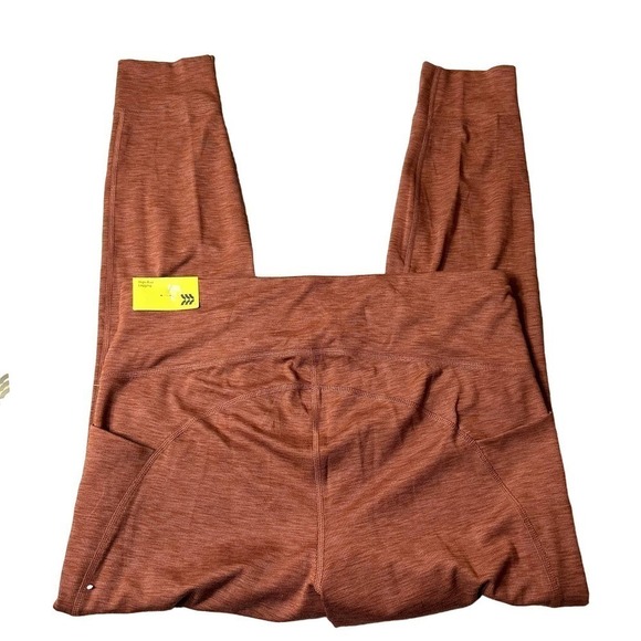 All In Motion Leggings Womens XL Heathered Red Ribbed Pockets High Rise NEW - Picture 4 of 10